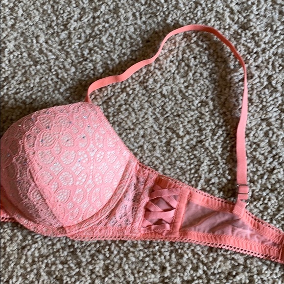 Victoria’s Secret Push Up bra - Picture 3 of 7